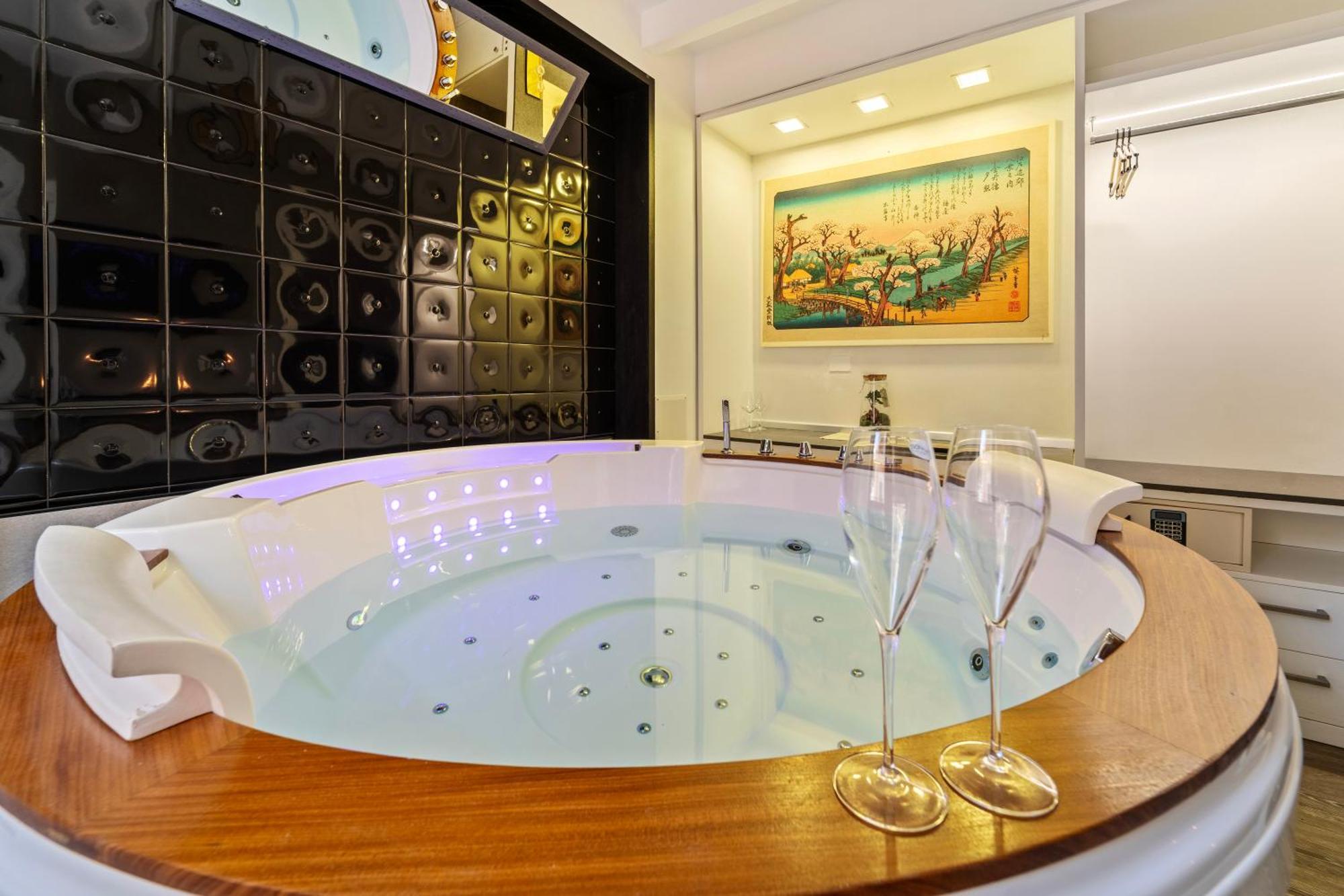 Ukiyo Suites And Rooms كالياري المظهر الخارجي الصورة