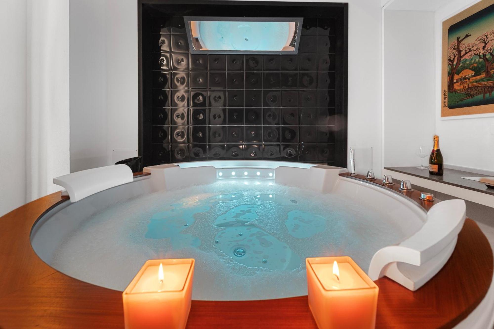 Ukiyo Suites And Rooms كالياري الغرفة الصورة